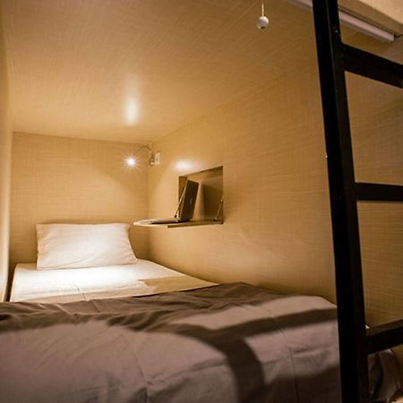 Bedplus Backpacker Kuta Legian  Bagian luar foto